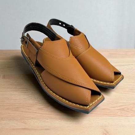 Men’s Comfortable Camel Peshawari Sandal .